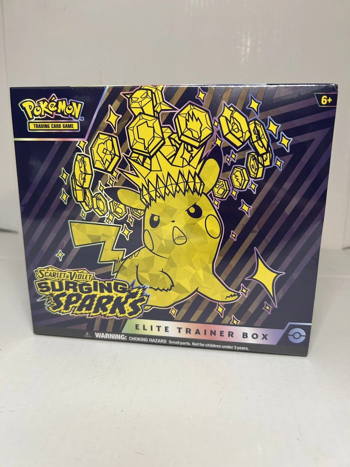Surging Sparks - Elite Trainer Box