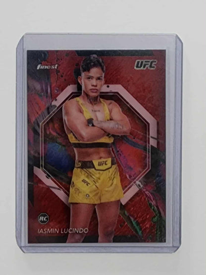 2024 Topps Finest UFC - Common Iasmin Lucindo #74 Red Shimmer