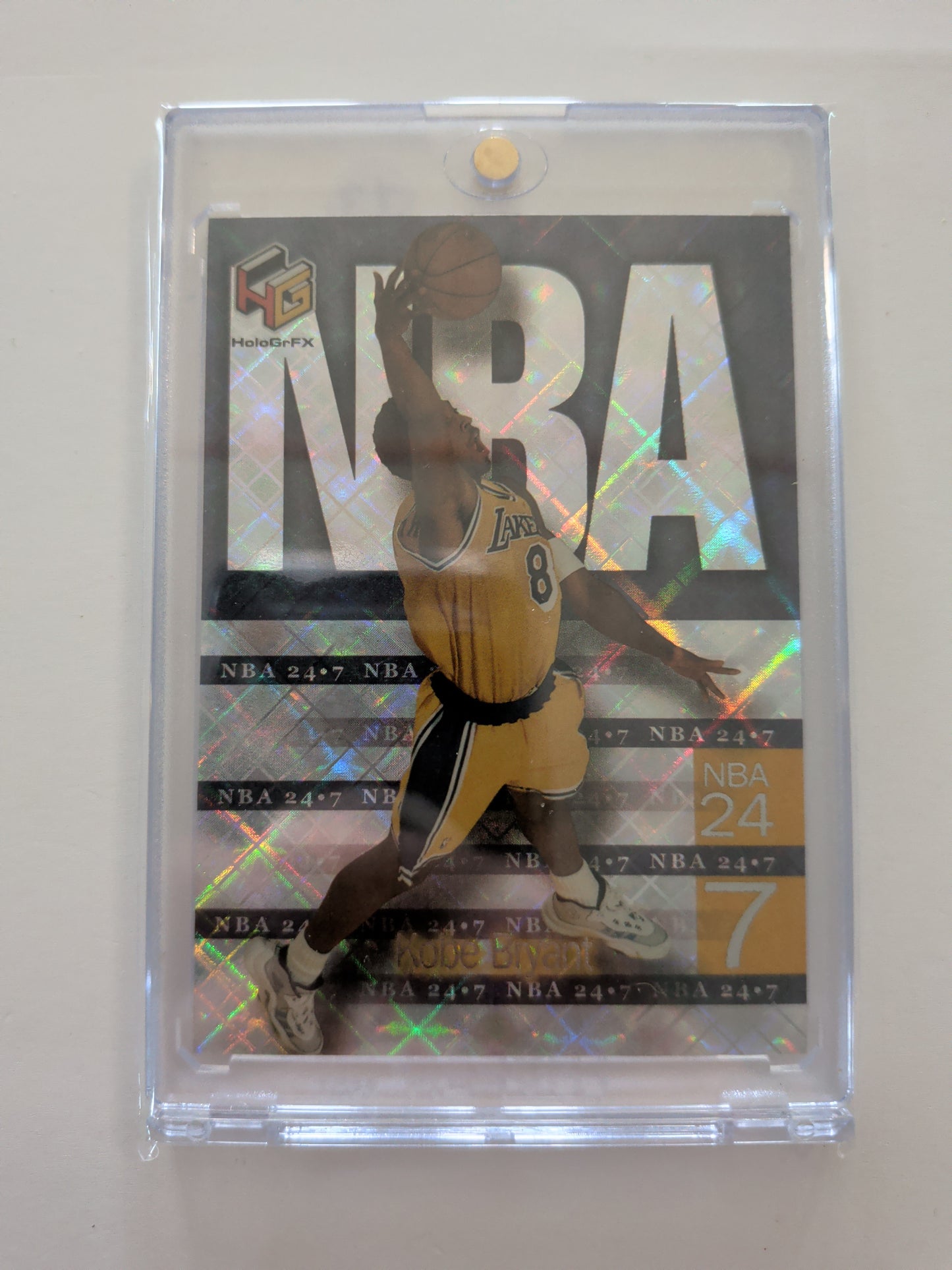 Kobe Bryant hologrfx 1999 upper deck #8
